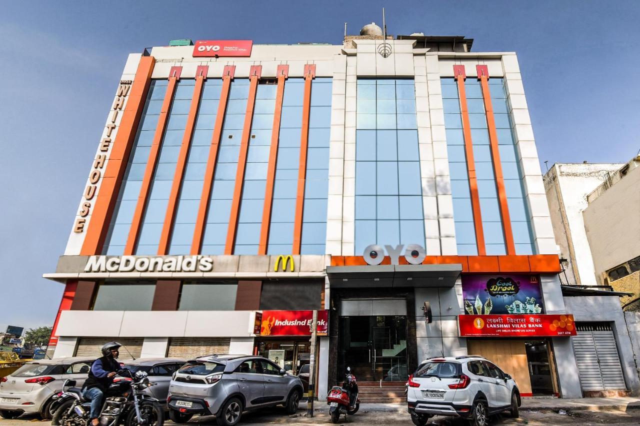 Collection O 76248 Hotel D Crown New Delhi Ngoại thất bức ảnh