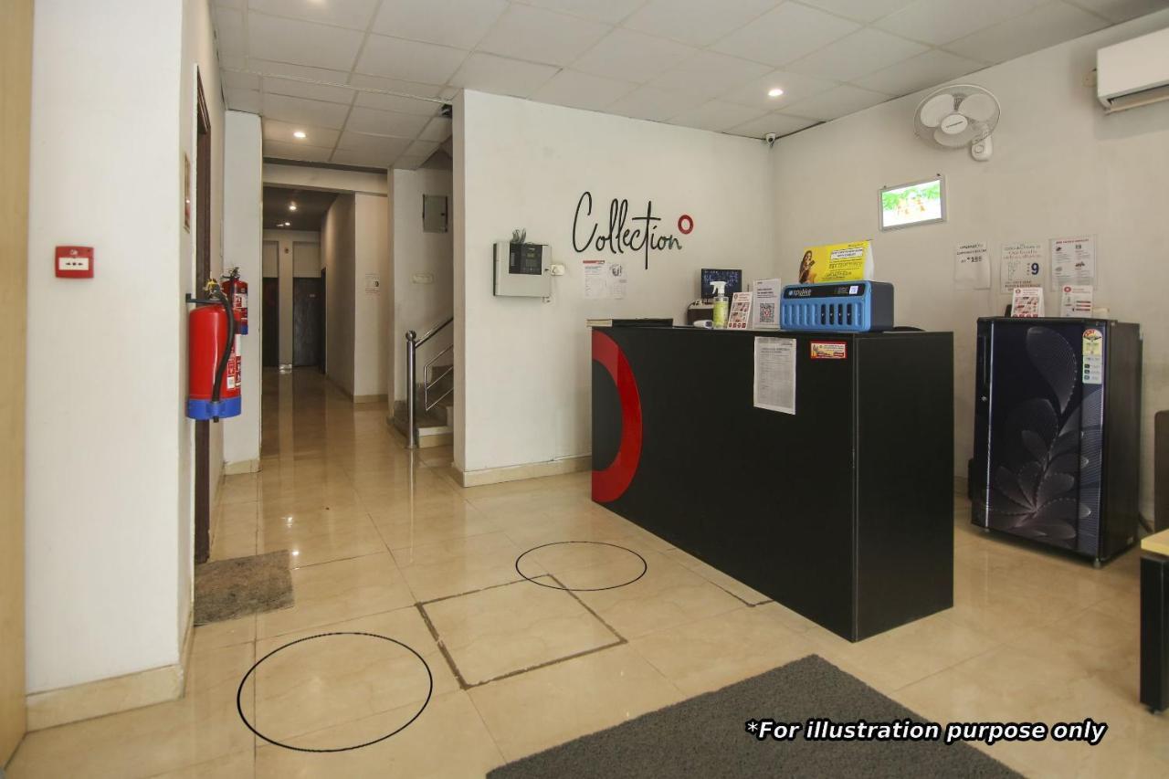 Collection O 76248 Hotel D Crown New Delhi Ngoại thất bức ảnh